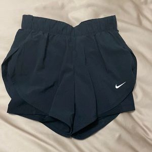 Nike flex 2-in-1 shorts